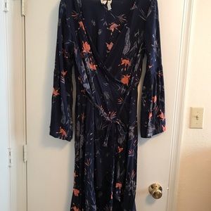 Roxy wrap dress 👗